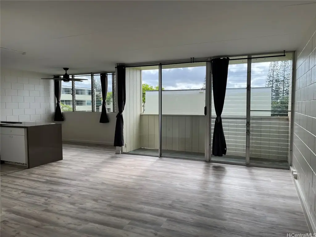 95-21 Kuahelani Avenue # 303, Mililani
