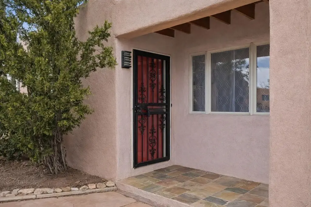 1506 Ridgecrest Drive Se, Albuquerque