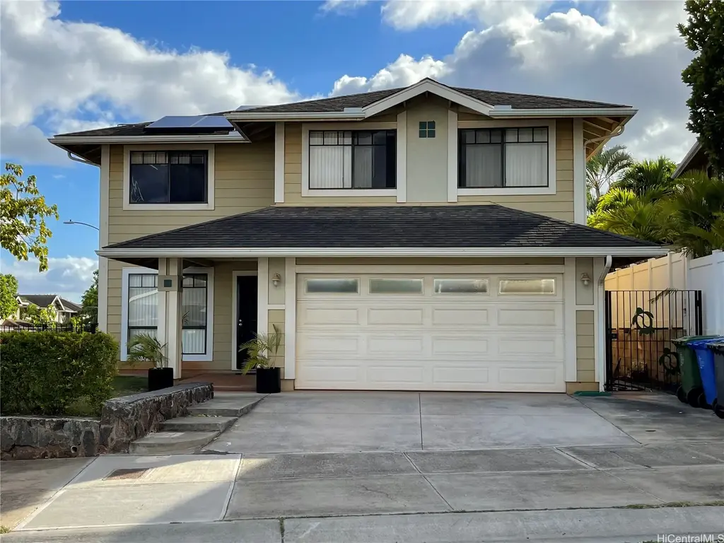 94-1012 Hakunui Street # 33, Waipahu