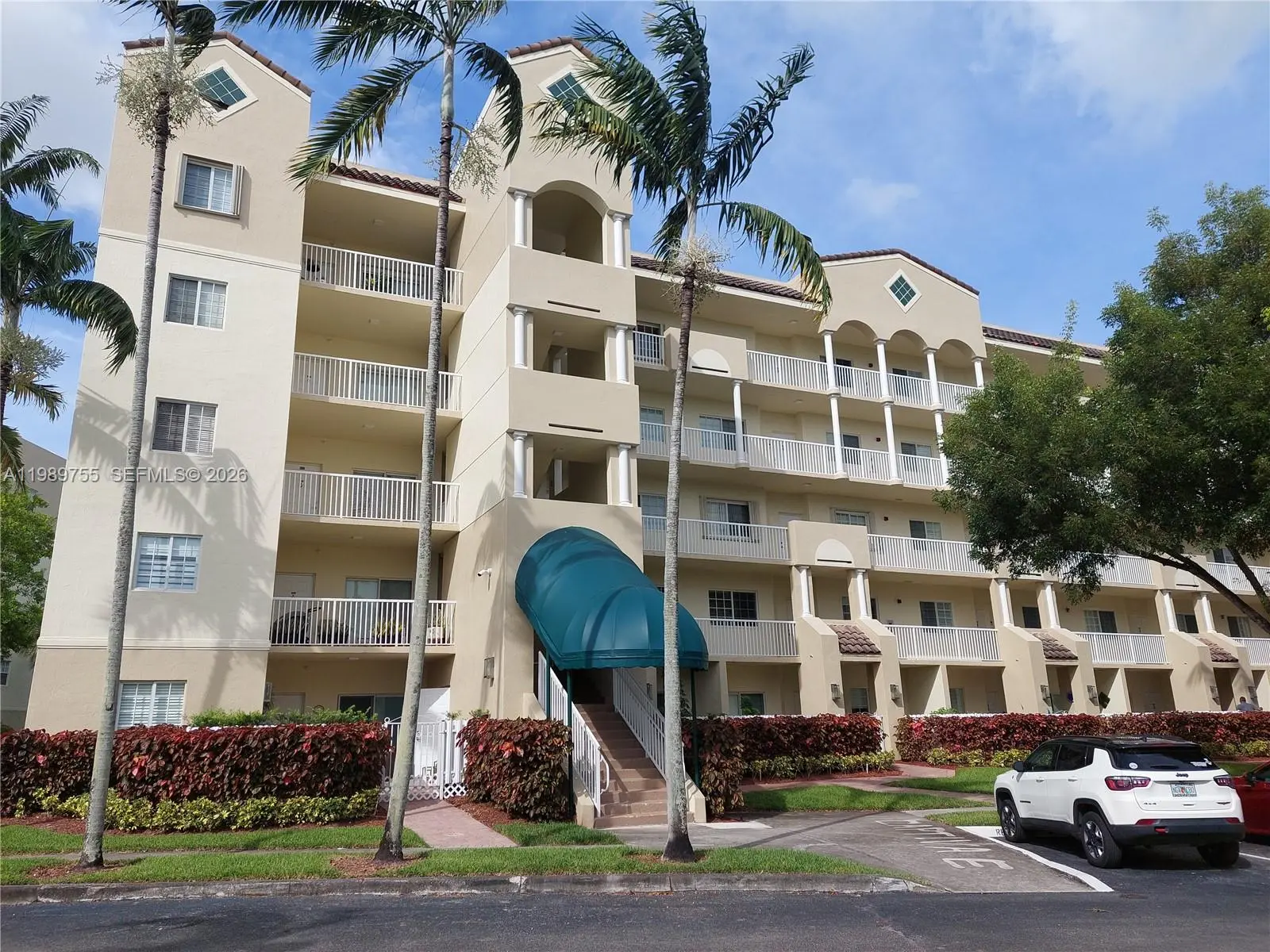 Photo of Listing #A11989755