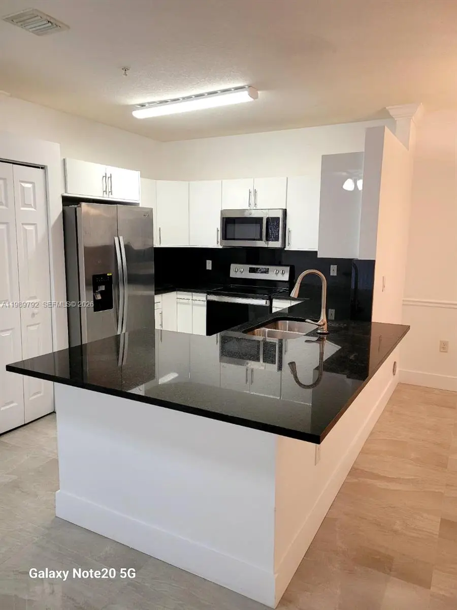 Photo of Listing #A11989792