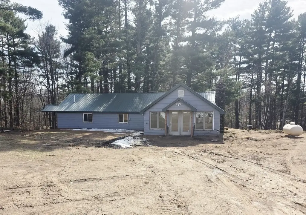 5017 State Road 70, Webster