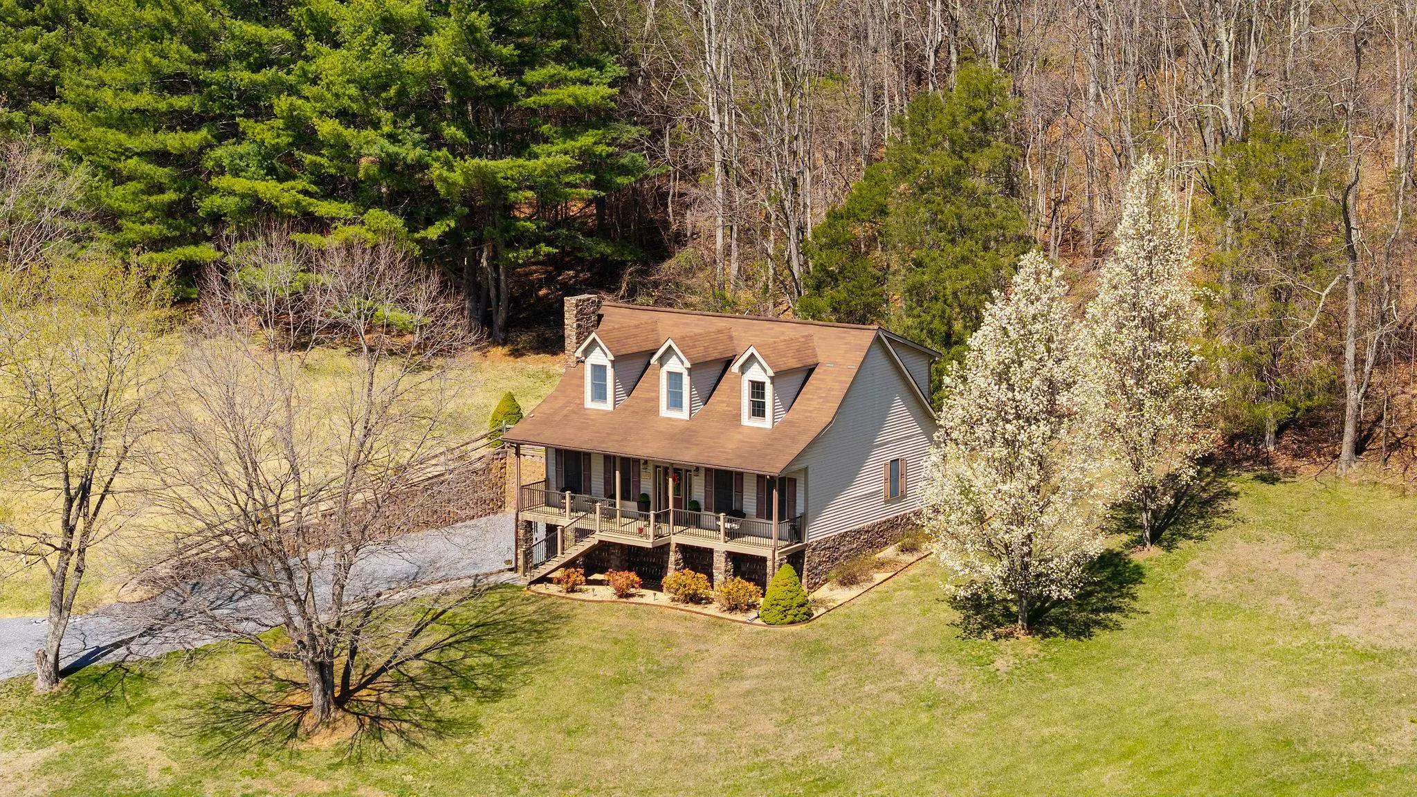 210 Anderson Farm Rd, Rockbridge Baths