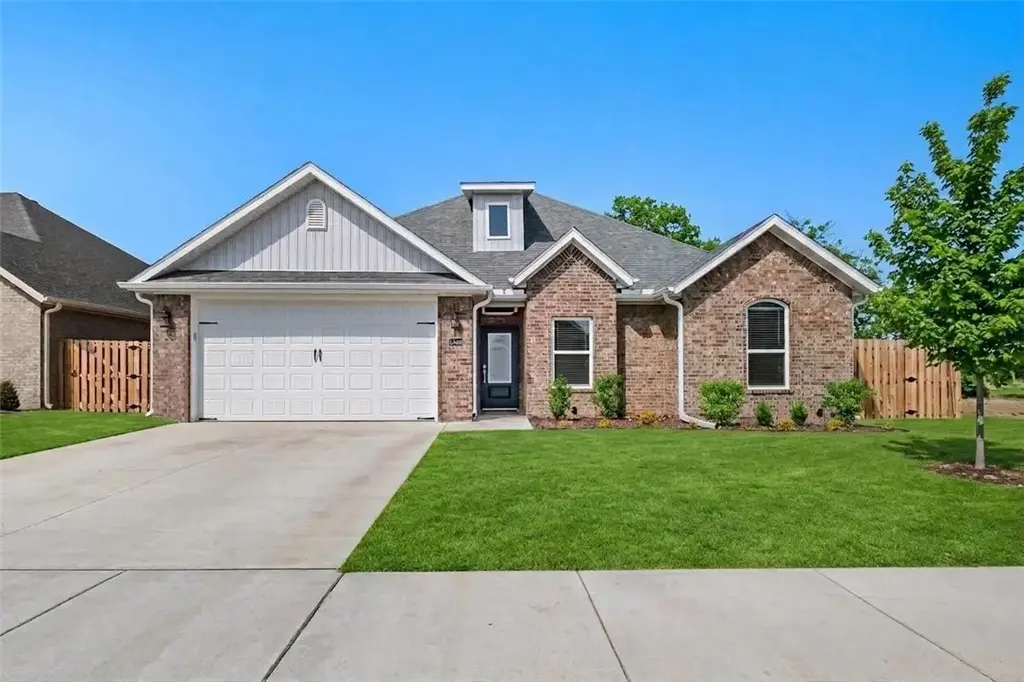 1340 Overcup Oak Lane, Bentonville
