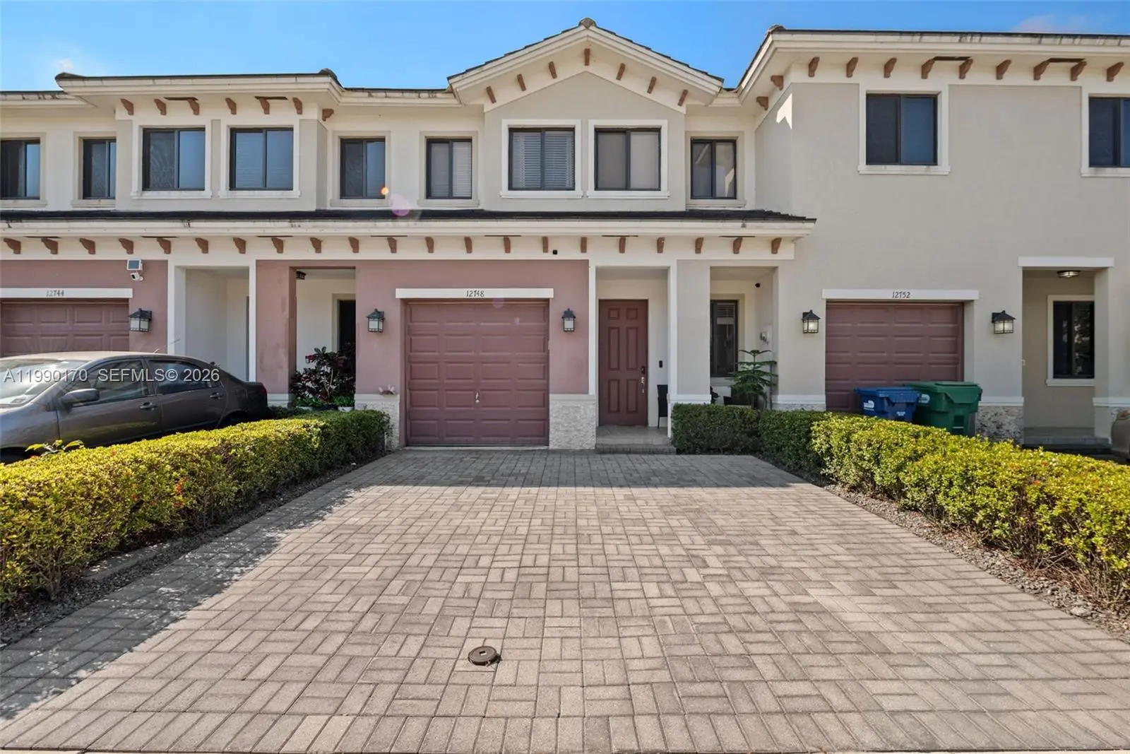 Photo of Listing #A11990170