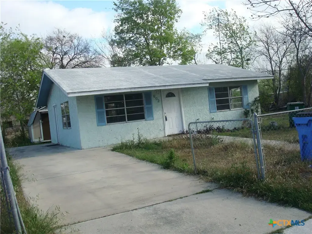 602 Silva Street, Seguin