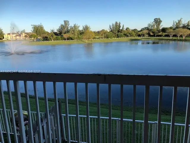 Photo of Listing #A11990244