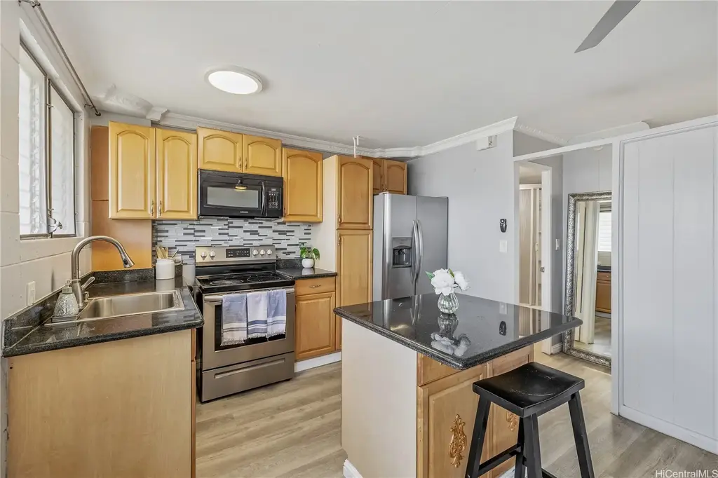 636 Nalanui Street # 404, Honolulu