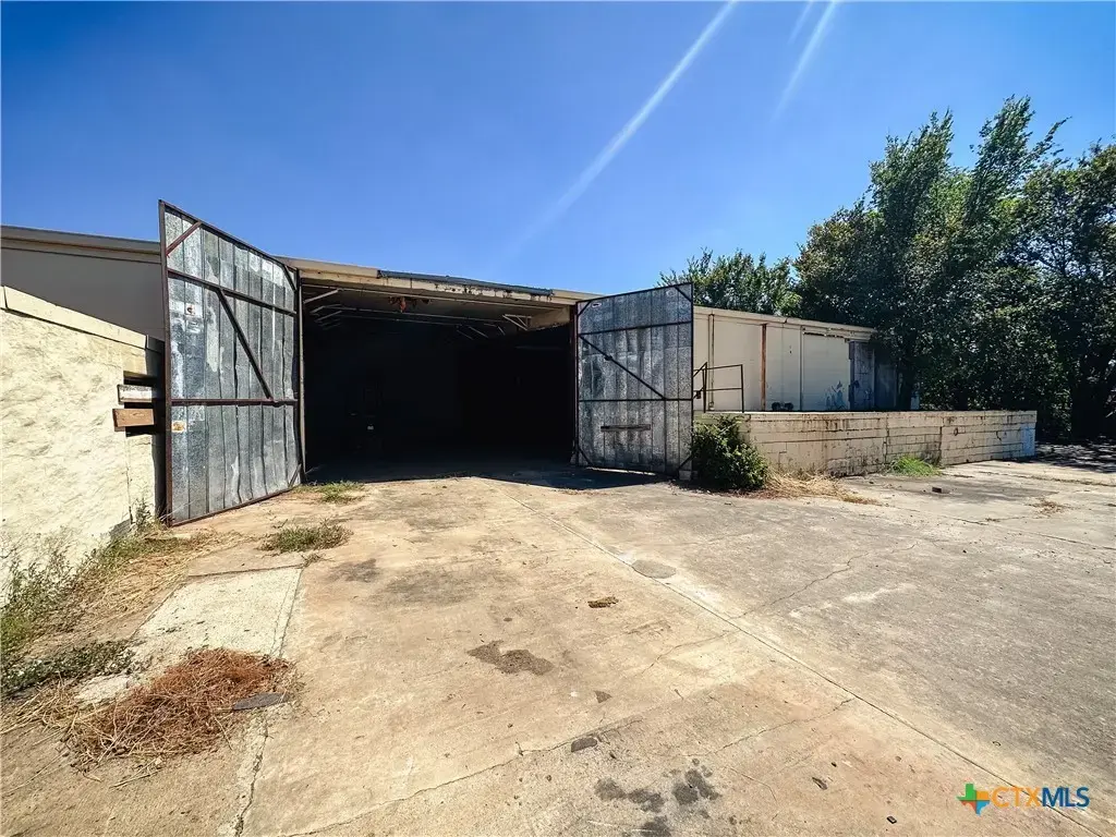 512 Jones Street, Gonzales