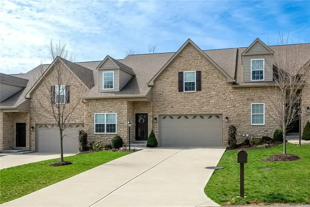 996 Surrey Woods Drive , North Strabane