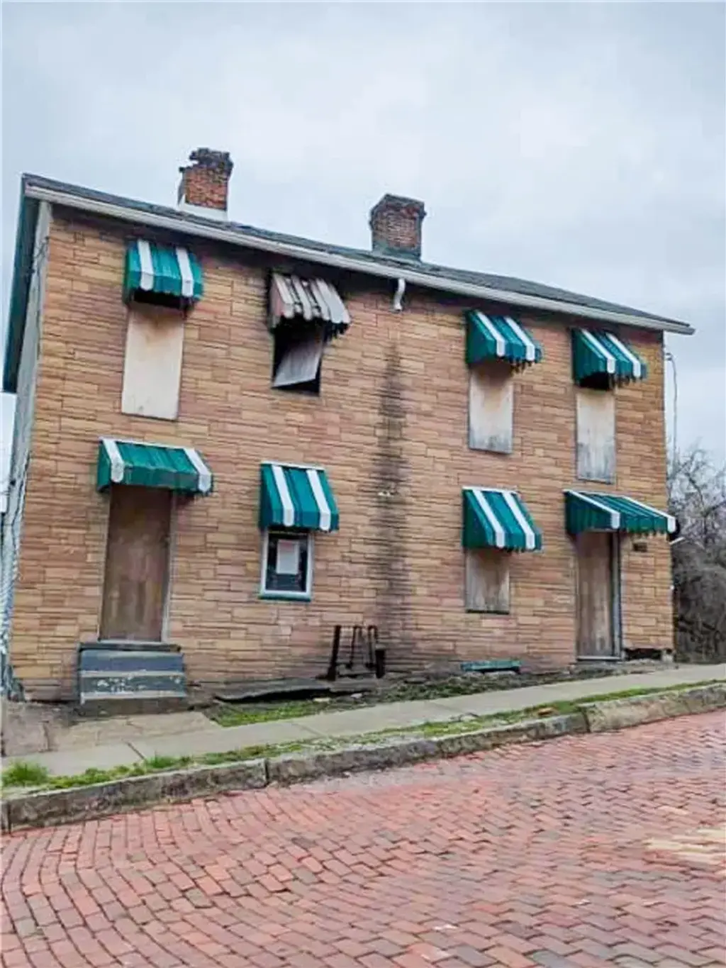 719 Ridge Avenue , McKeesport