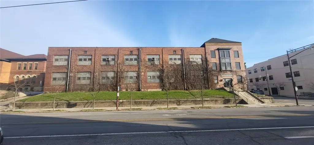 4017 Liberty Avenue , Bloomfield