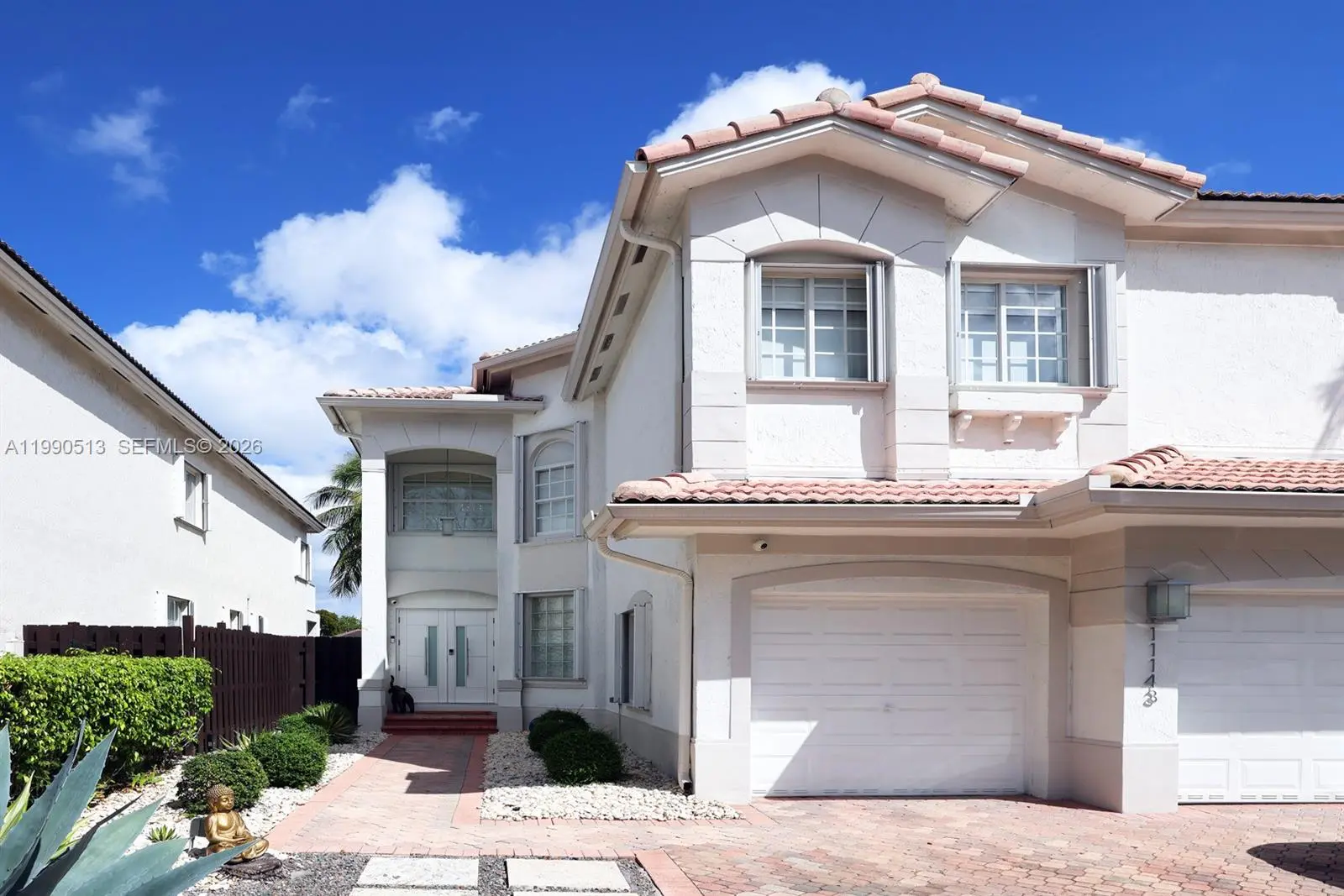 Photo of Listing #A11990513