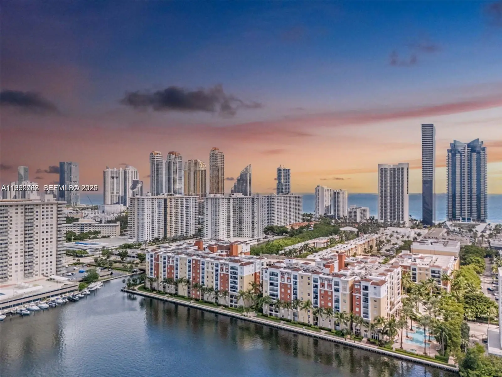 Photo of Listing #A11990563