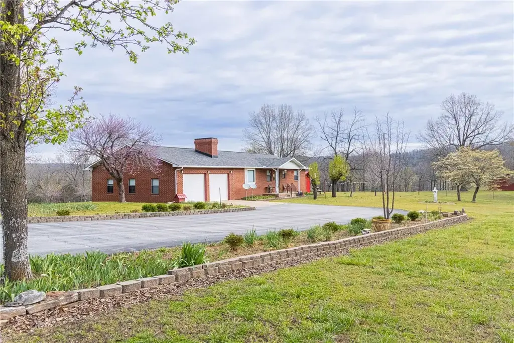 161 Mc 6026, Yellville