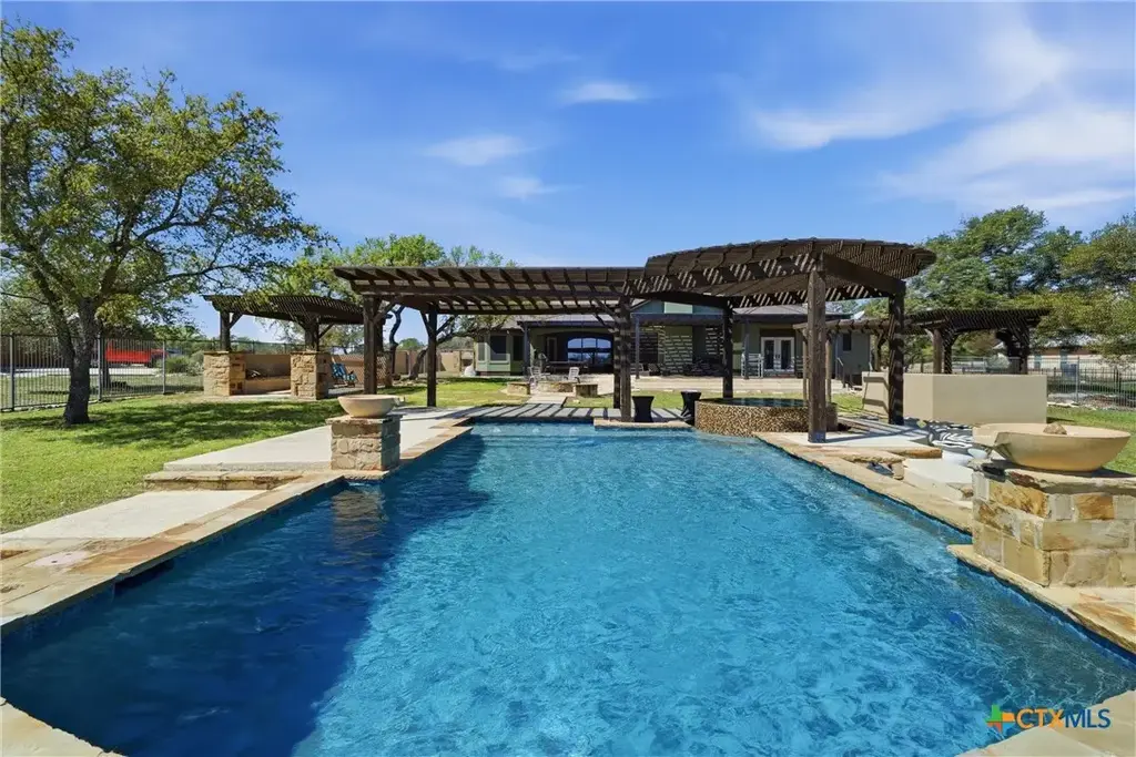 439 Mystic Parkway, Spring Branch