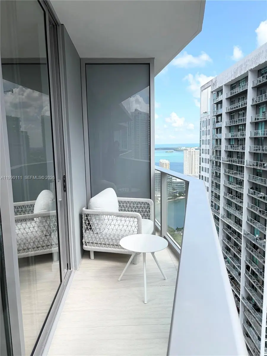 3 of 3 - 77 Se 5th Street #2709, Miami, FL