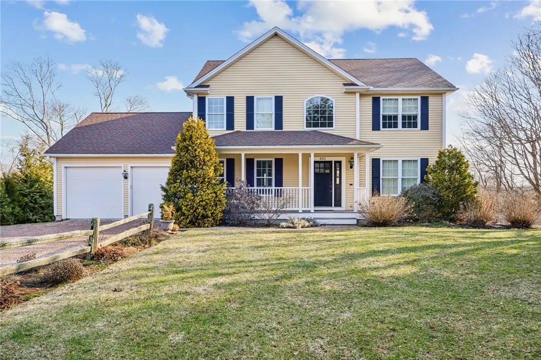 302 Pond St, South Kingstown