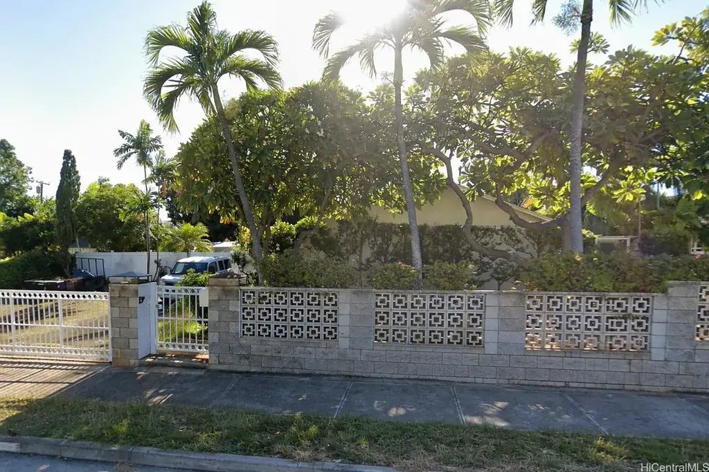 730 Hunakai Street, Honolulu