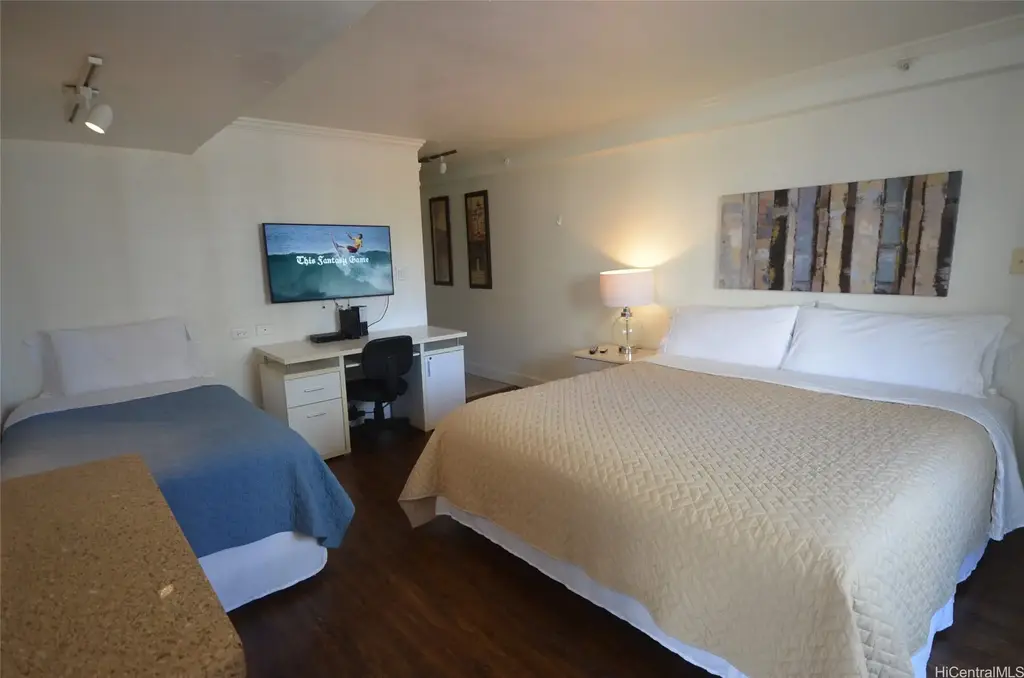 2463 Kuhio Avenue # 1009, Honolulu