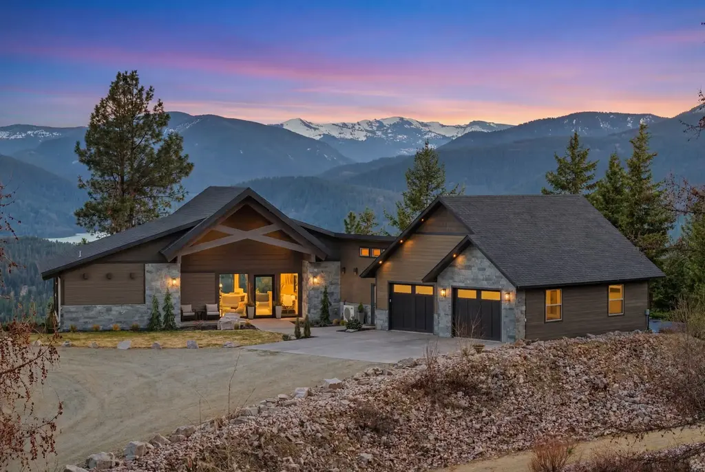 42 Twenty Peak Gulch Road, Trout Creek
