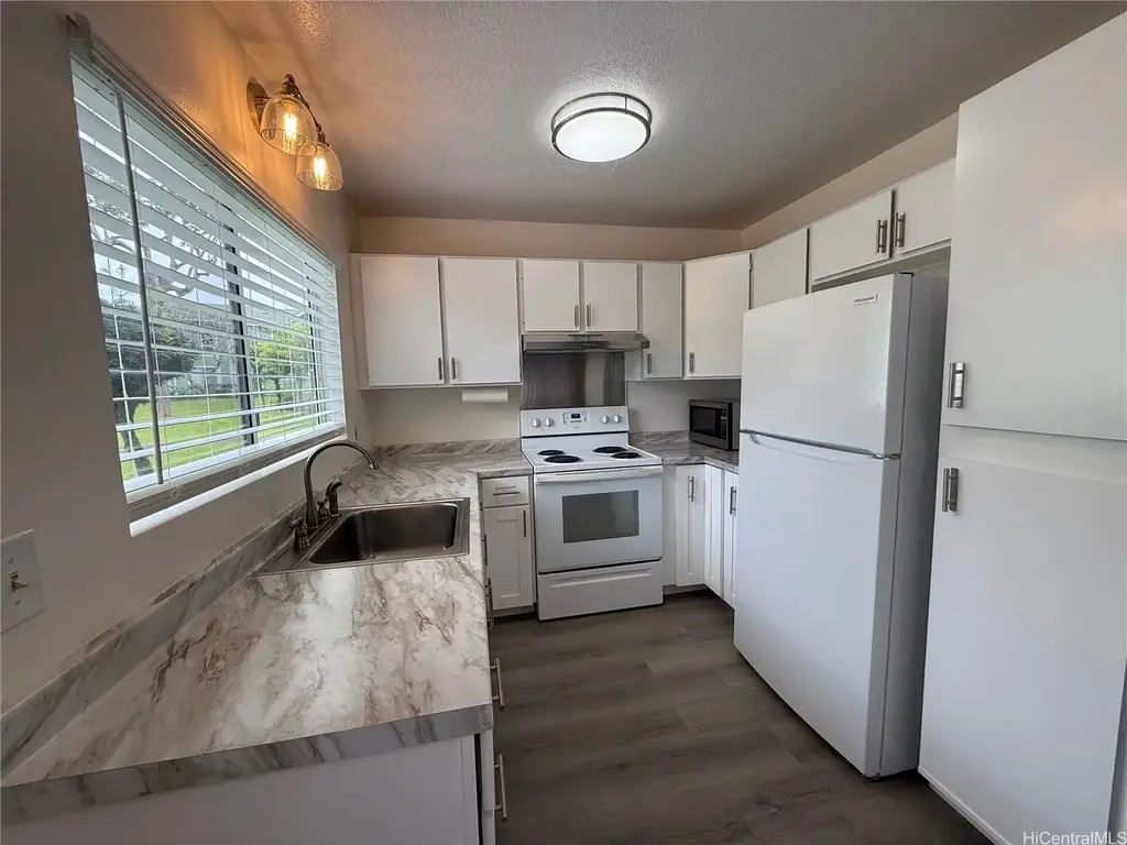 94-757 Meheula Parkway # 14a, Mililani