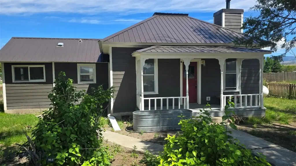 5 Front Street, Alder