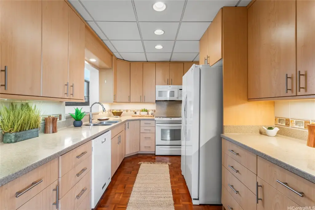 1333 Heulu Street # 1207/ph2, Honolulu