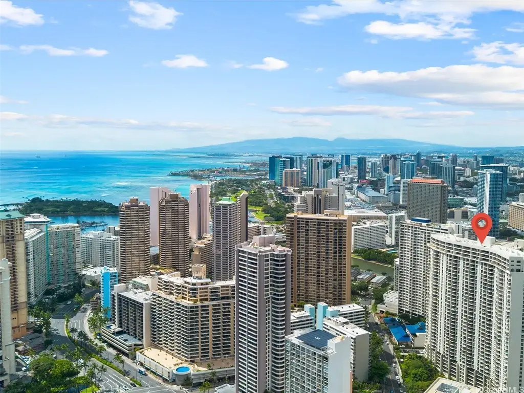 469 Ena Road # 1901, Honolulu