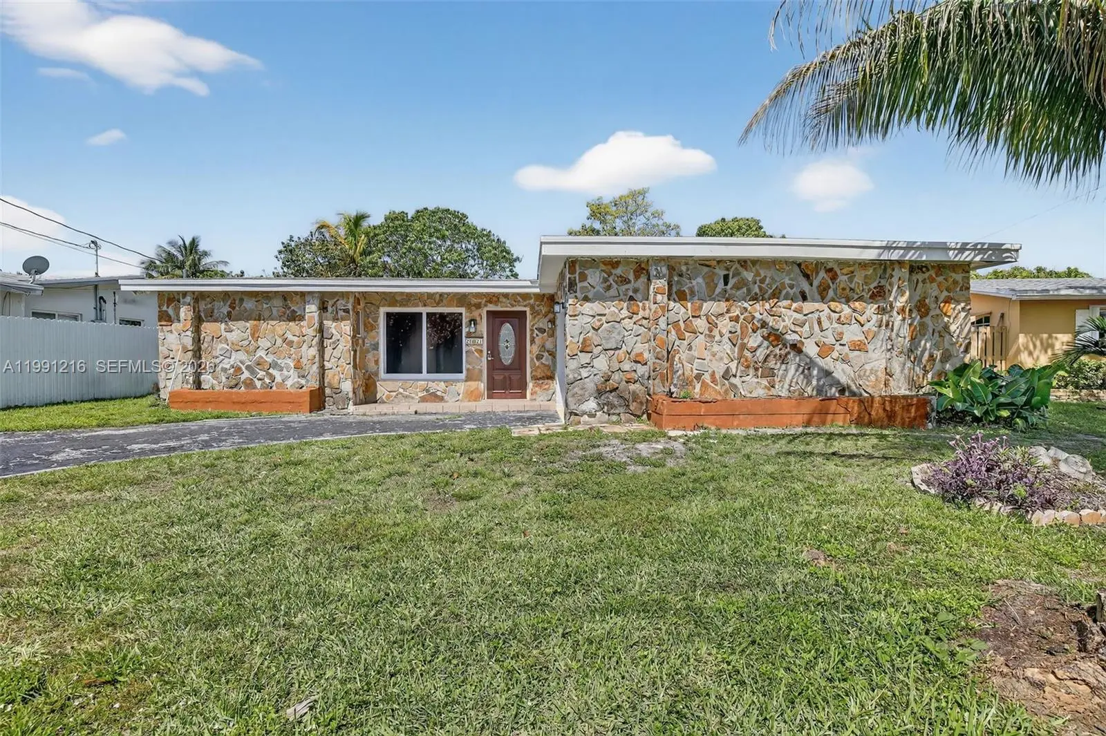 Photo of Listing #A11991216