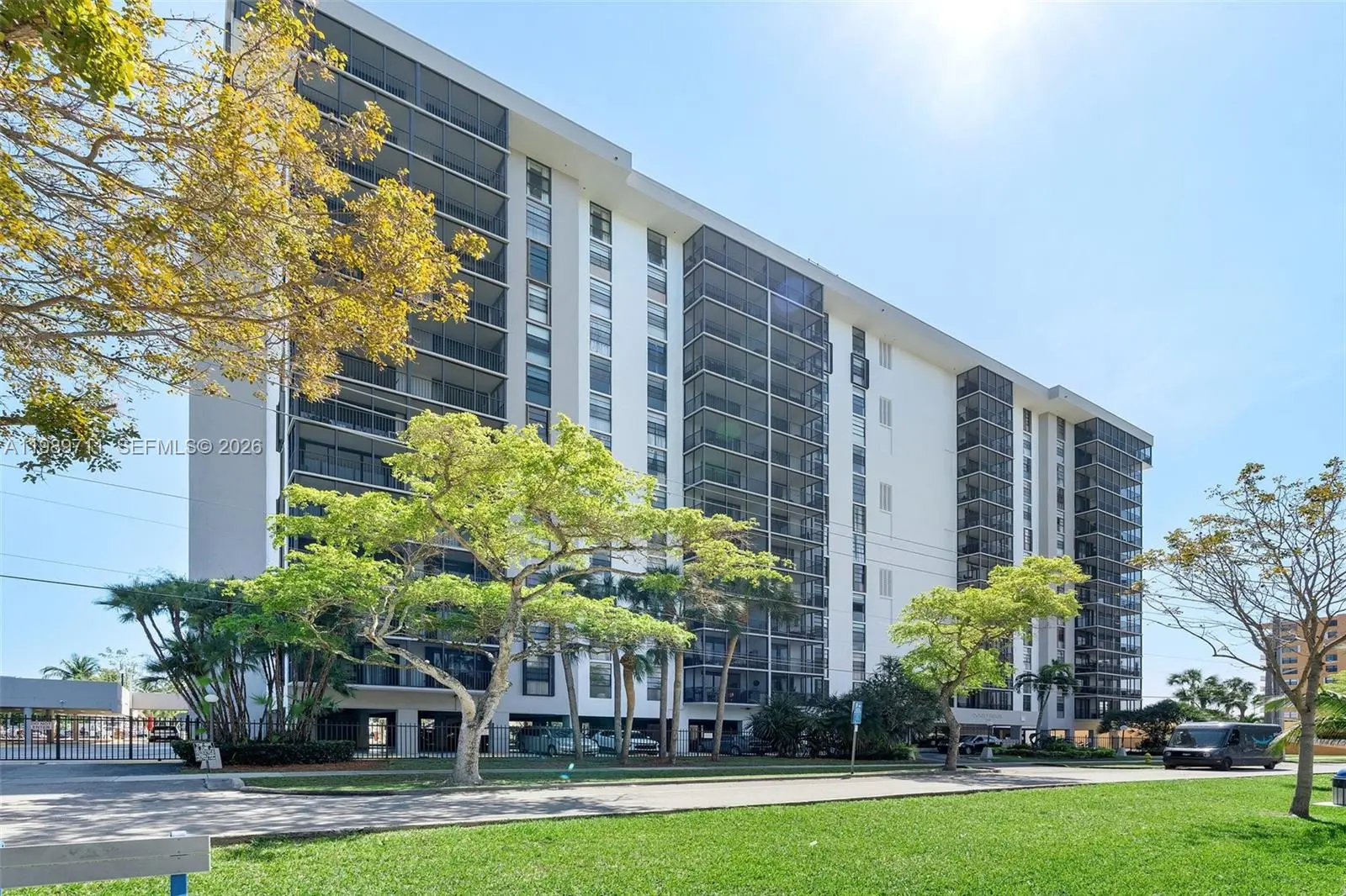 Photo of Listing #A11989711