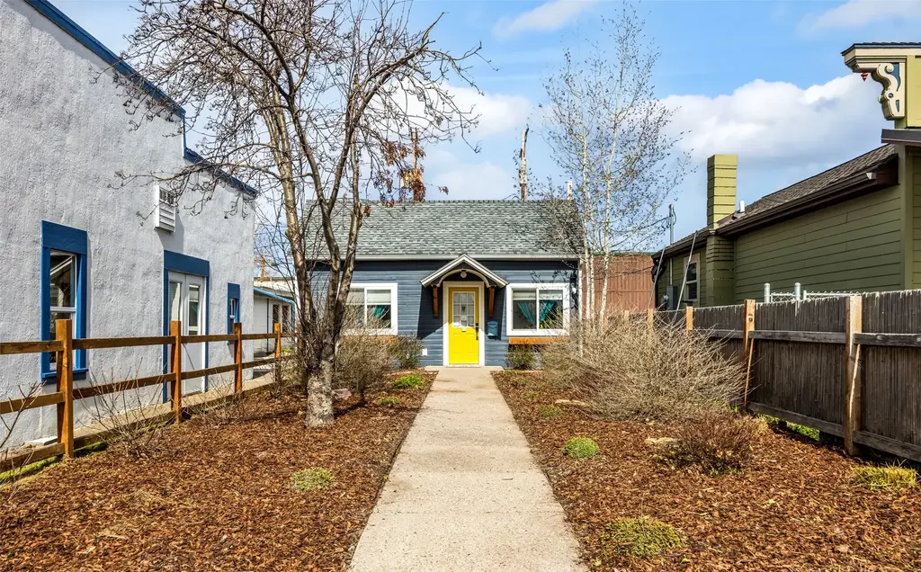 107 3rd Avenue E, Polson