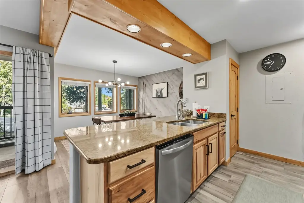 325 Four O Clock Road N B103, Breckenridge
