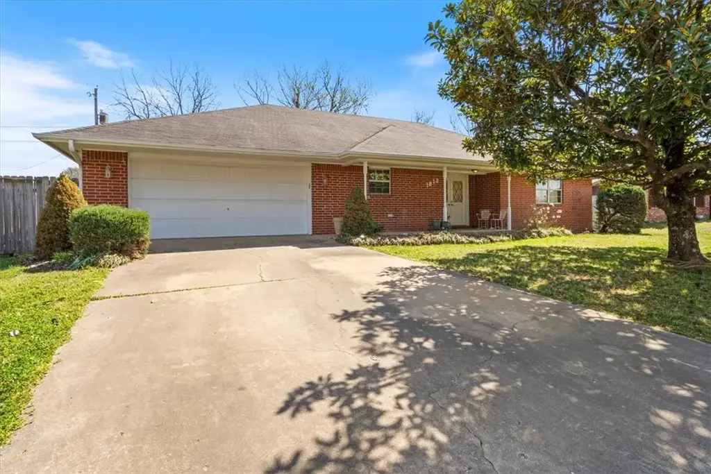 1813 K Street, Rogers