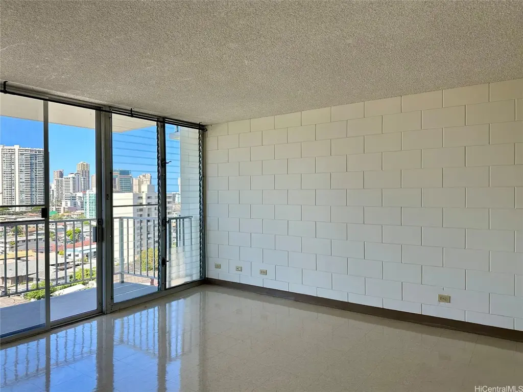 845 University Avenue # 902, Honolulu