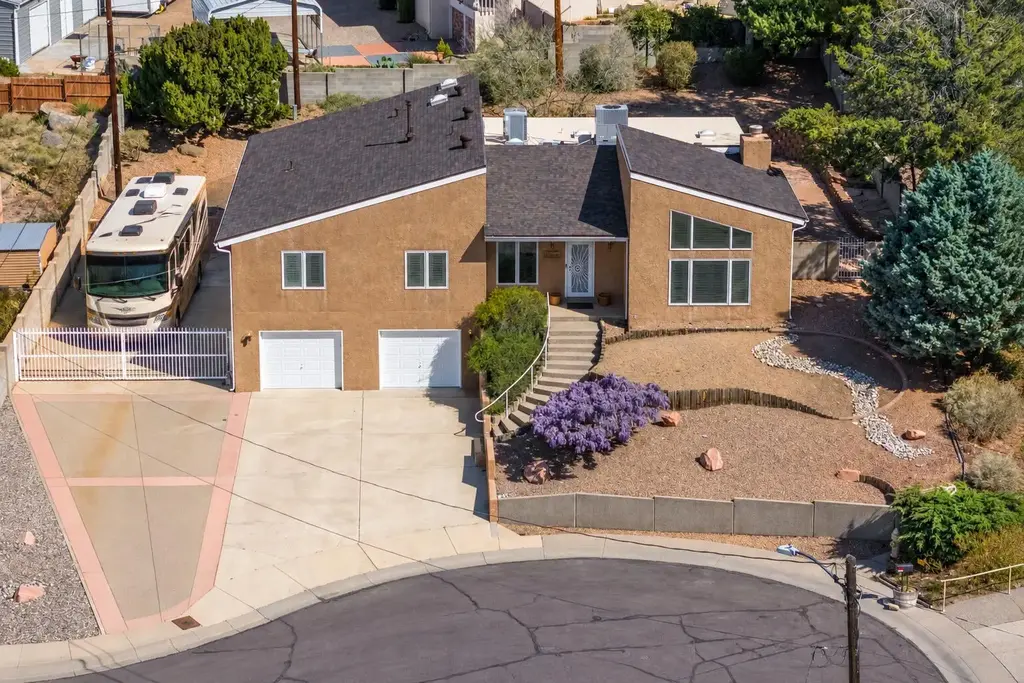 14325 Skyline Road Ne, Albuquerque