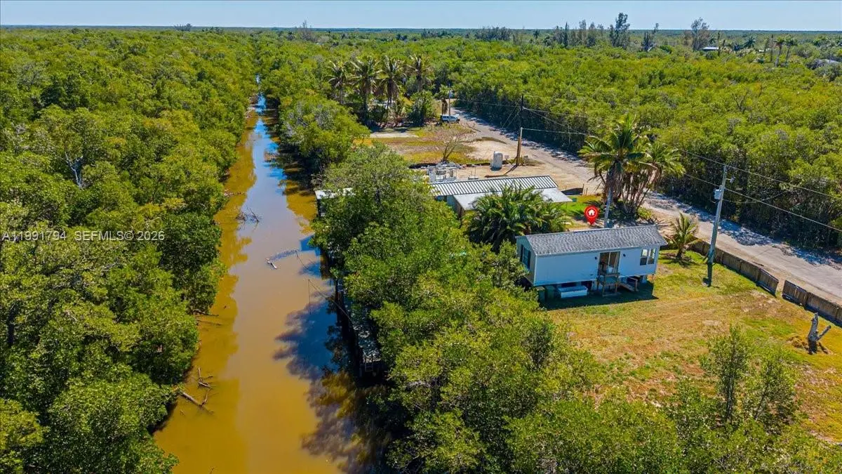5 of 30 - 25 & 26 Plantation Drive, Everglades City, FL