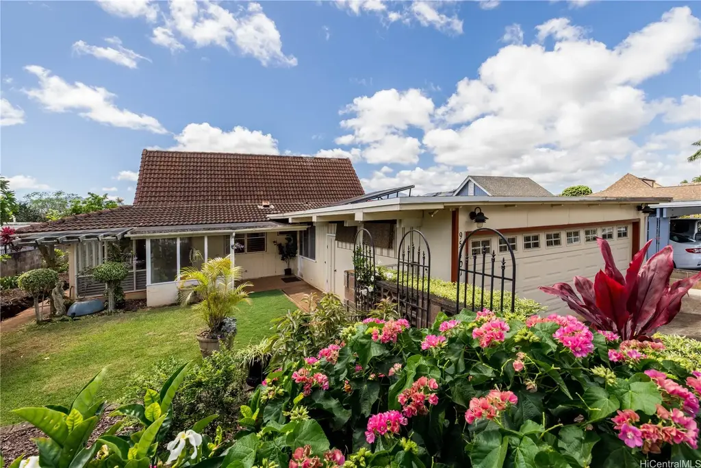95-401 Ikaloa Street, Mililani