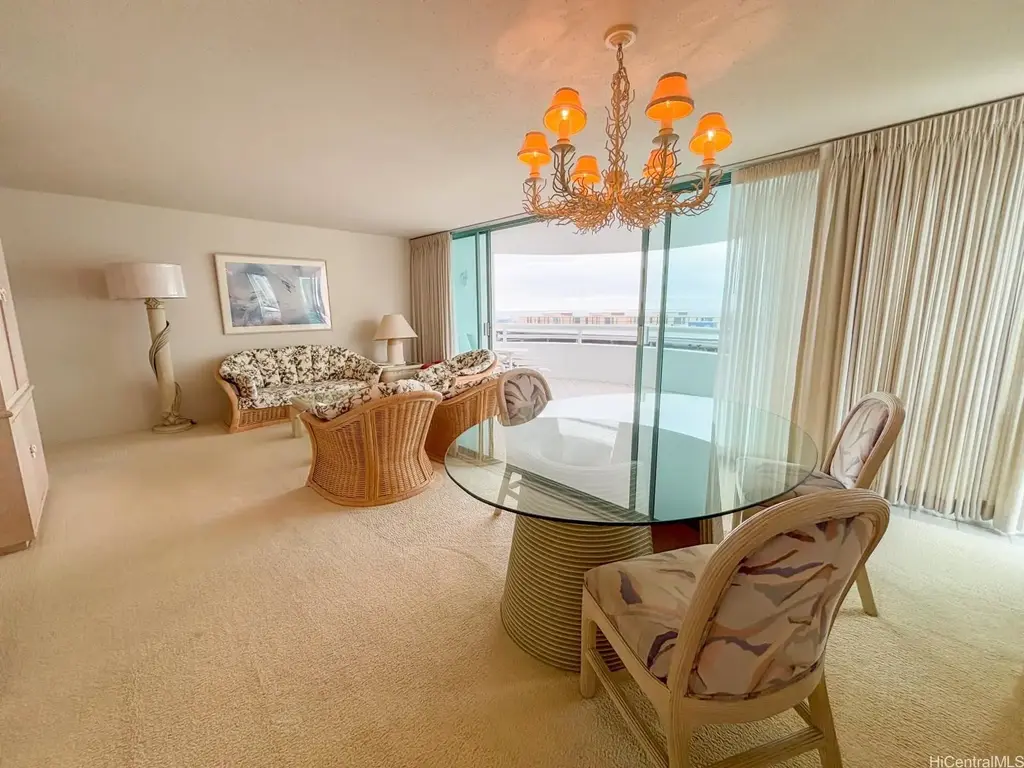 (unit #16a) 1341 Kapiolani Boulevard, Honolulu