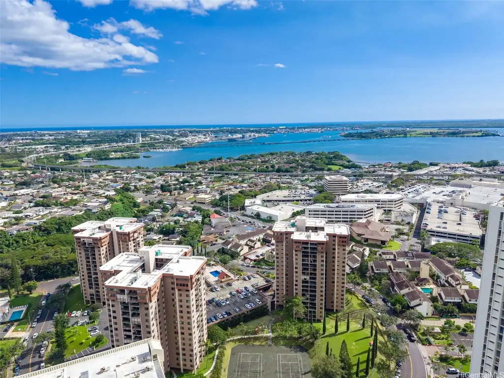 98-351 Koauka Loop # C1506, Aiea