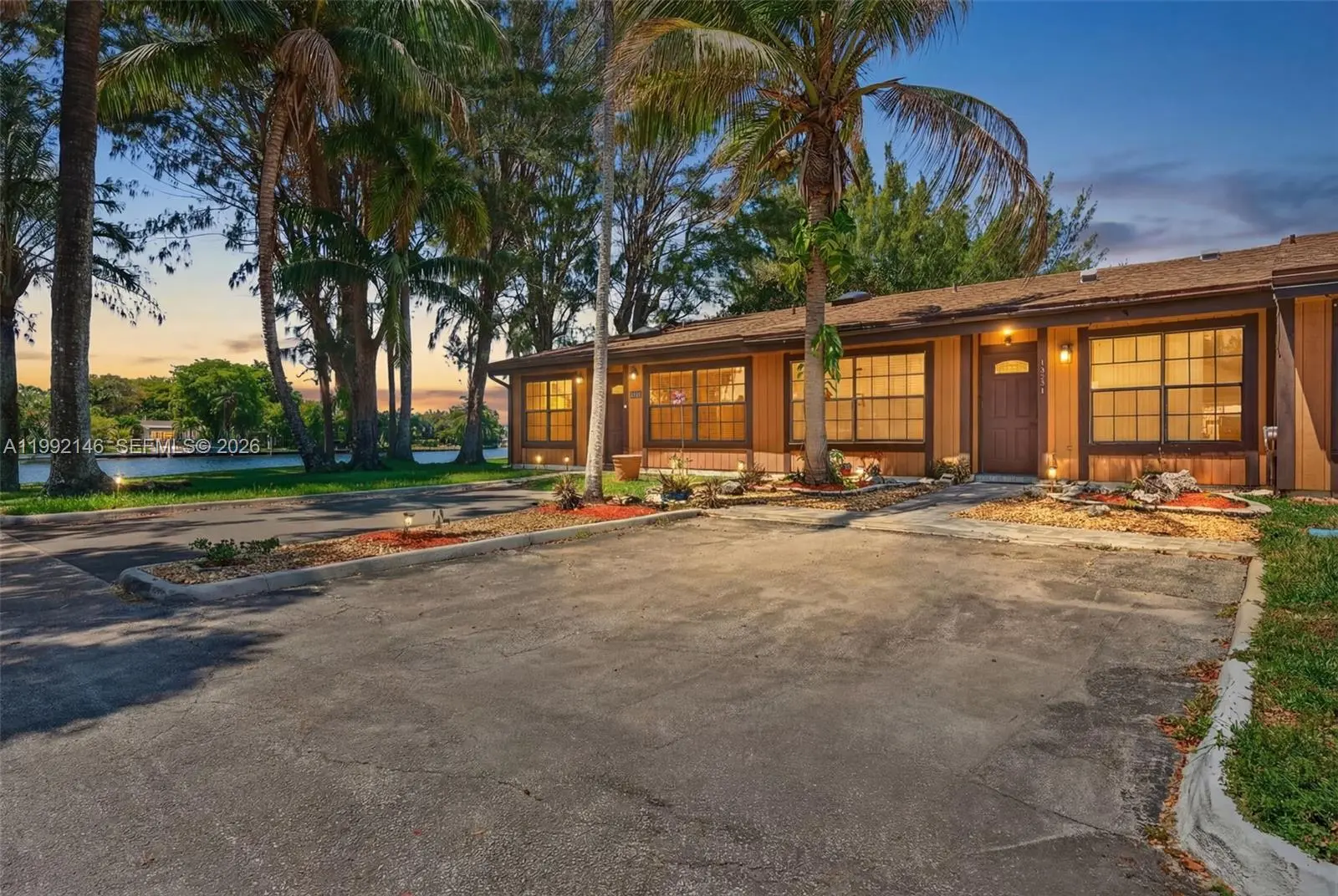 Photo of Listing #A11992146