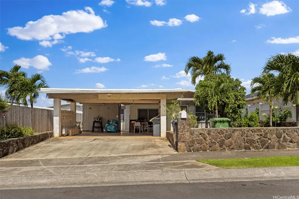 537 Kekupua Street, Honolulu