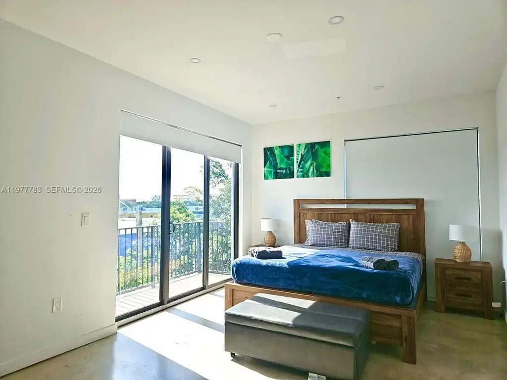 7105 Ne 4 Ct, Miami