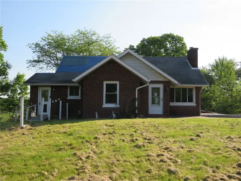 1878 Bakerstown Road , Frazer