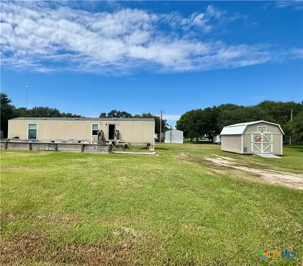 1535 Bayview Drive, Palacios