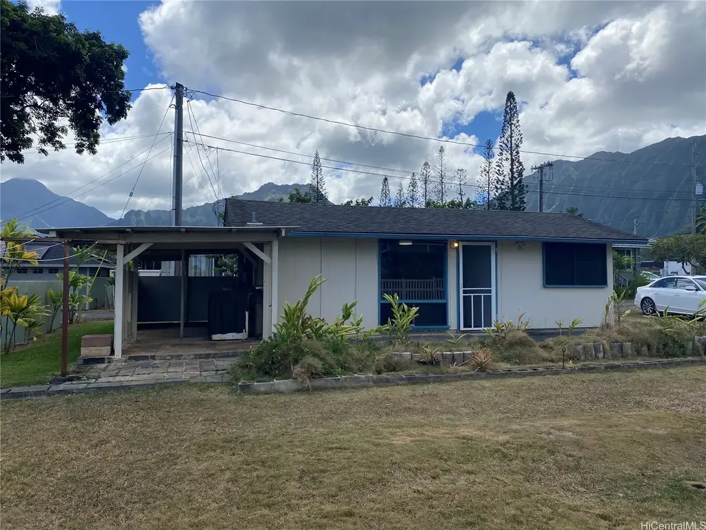 45-735 Kamehameha Highway # A, Kaneohe