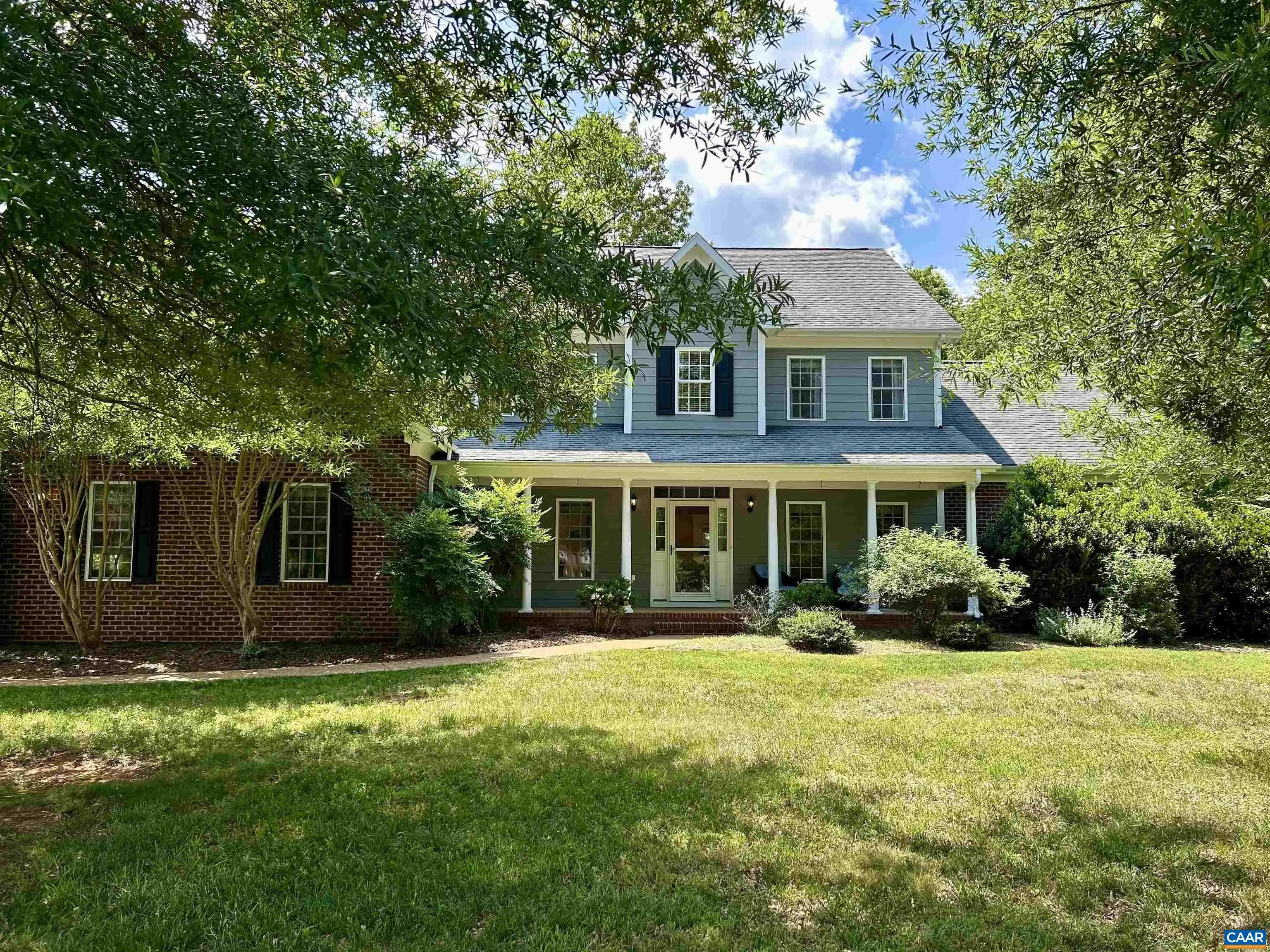 5270 Tanager Woods Dr, Earlysville