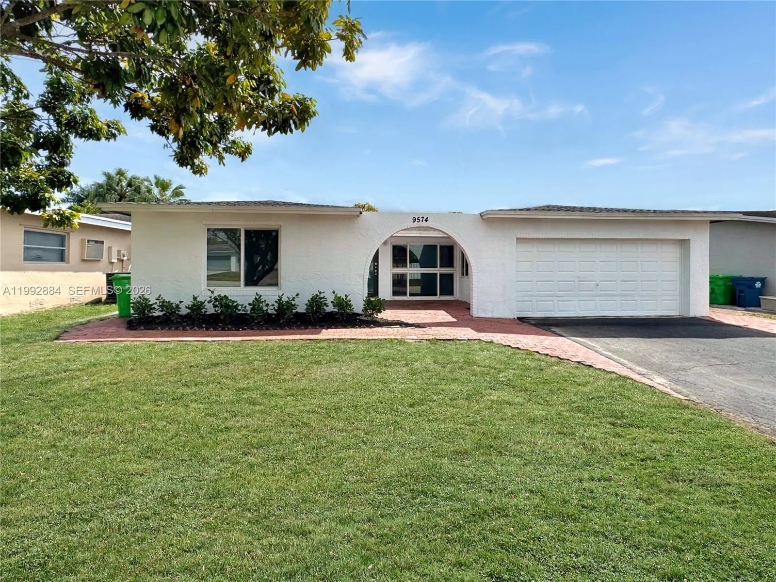 Photo of Listing #A11992884