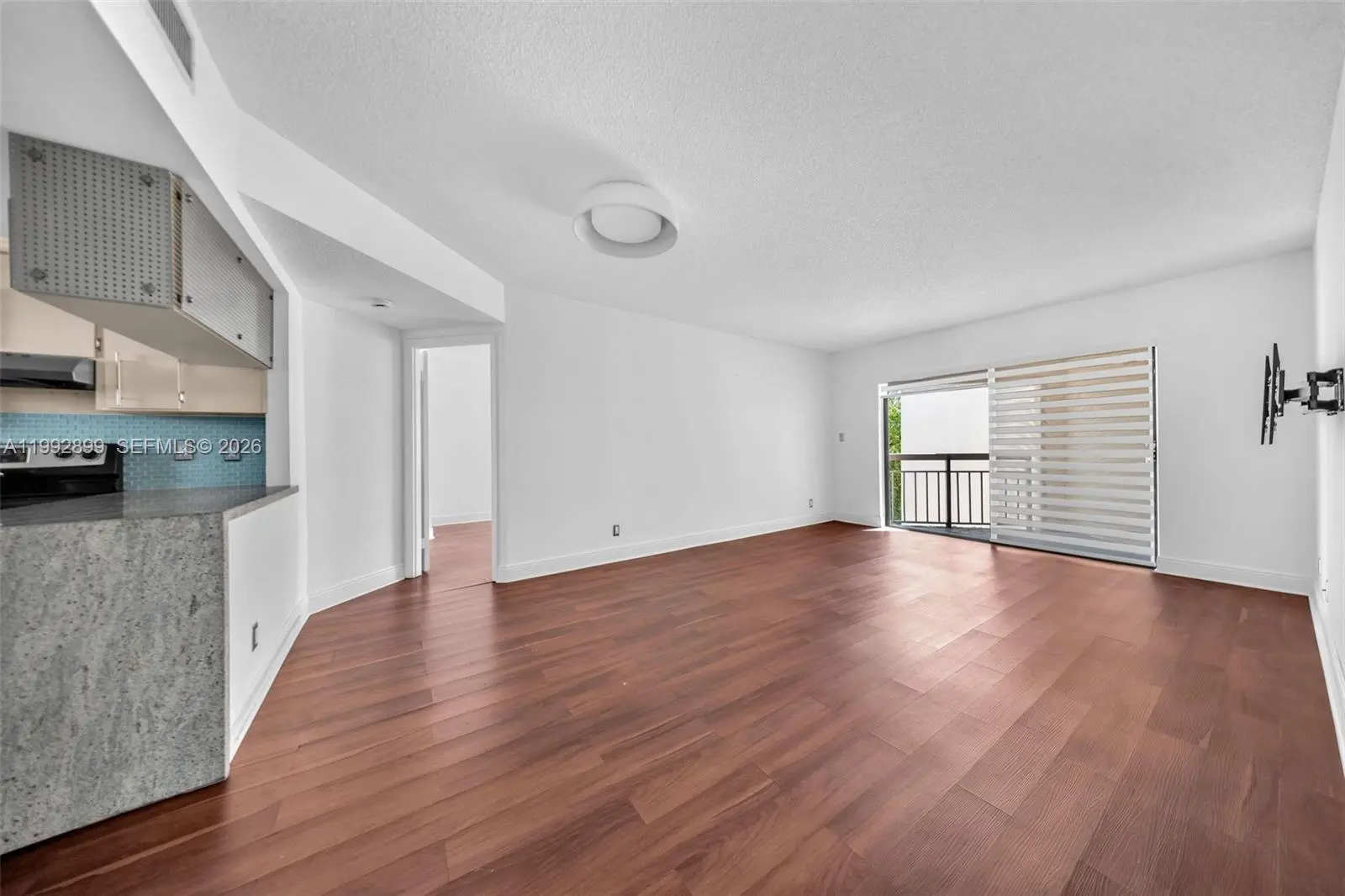 Photo of Listing #A11992899