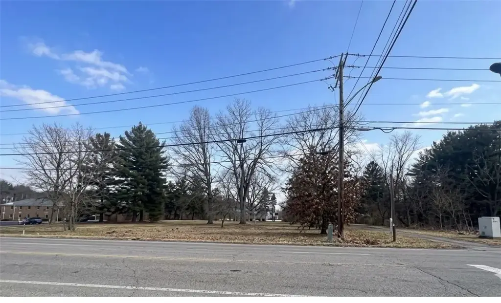 1049 Boyce Road , Upper St Clair